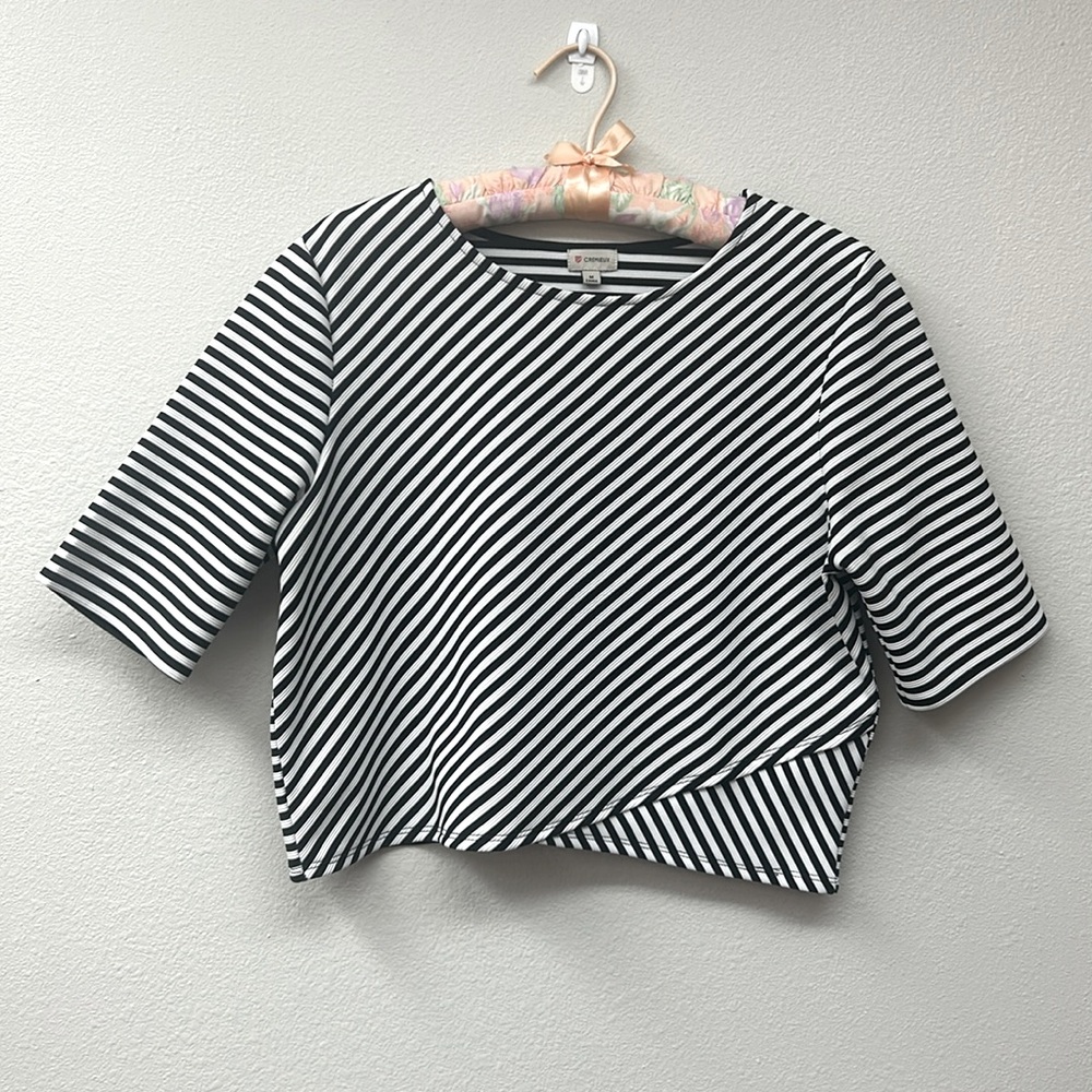 Cremieux Black and White stripped crop top.